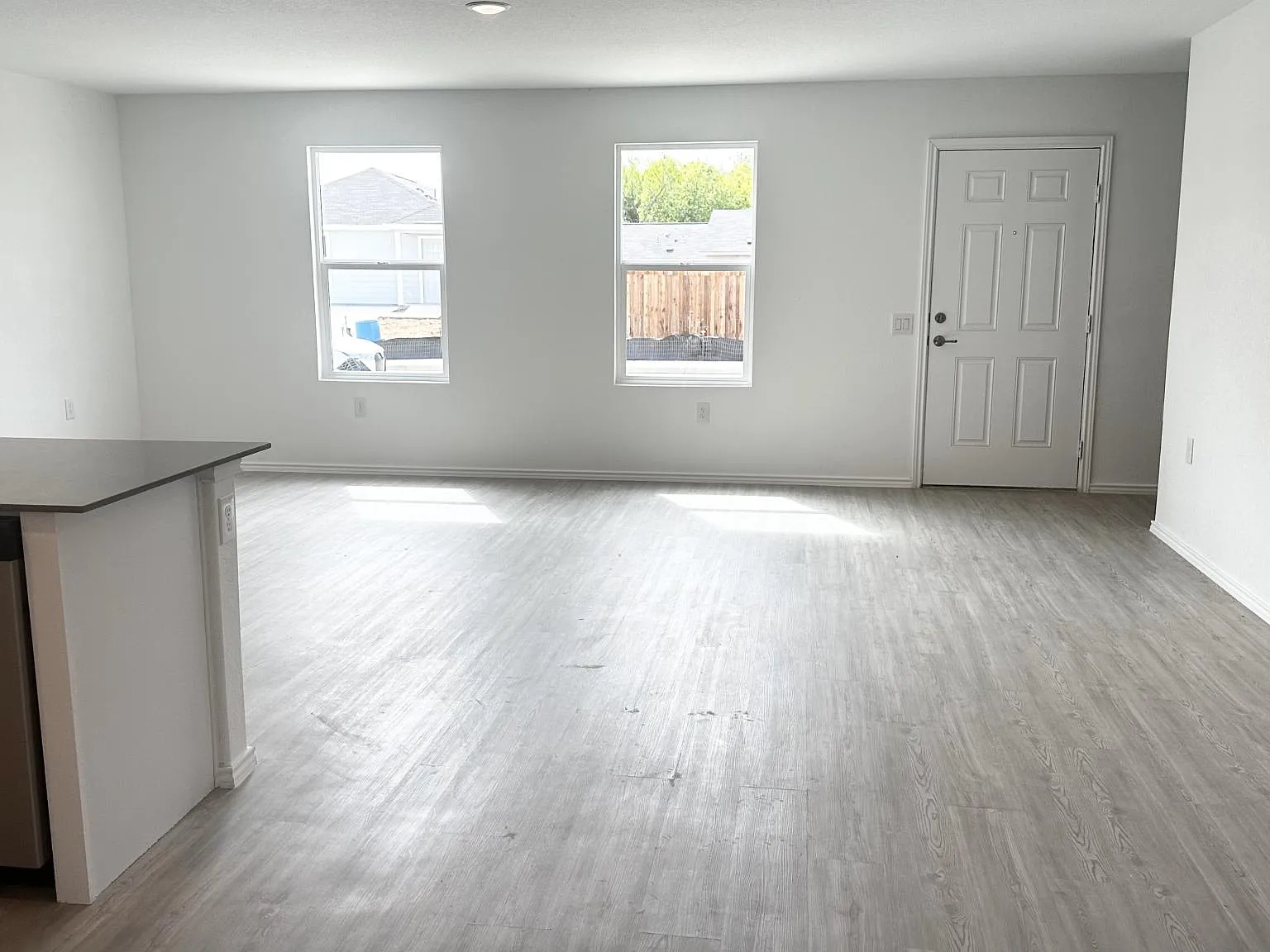 1159 Janzen Rd — Photo 4
