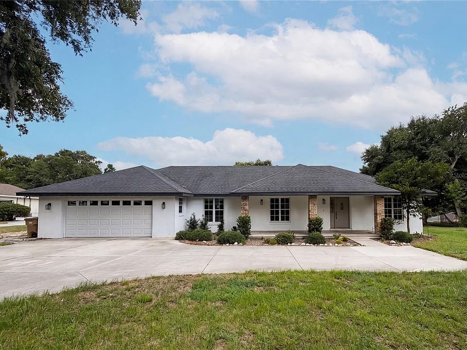 1st image of 11200 ROSEHILL DRIVE