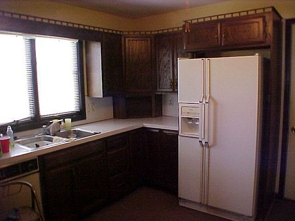 5th image of 11192 Westlawn Dr
