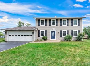 1749 Burr Ridge Dr, Hoffman Estates, IL 60192