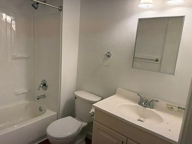2604 SE 17th Ave #2604 — Photo 12