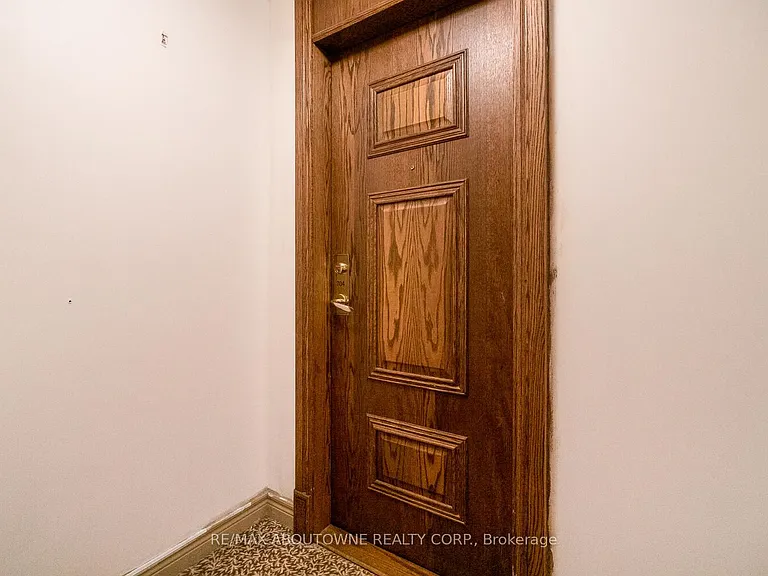 4850 Glen Erin Dr #704 — Photo 3