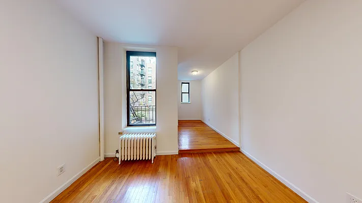 Rented by Bond New York | media 1