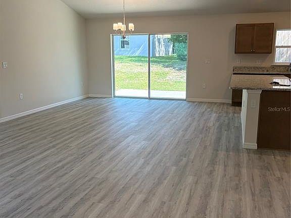 4th image of 2377 W MENORES DRIVE