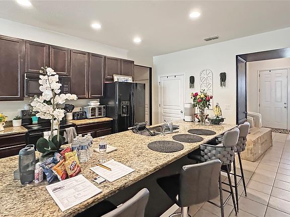 4th image of 9362 Oglethorpe Dr