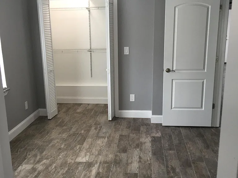 4065 Edgewater Dr #C — Photo 7