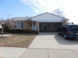 219 S Carlson St, Westland, MI 48186