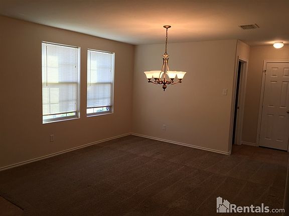 3rd image of 684 S Heights Dr