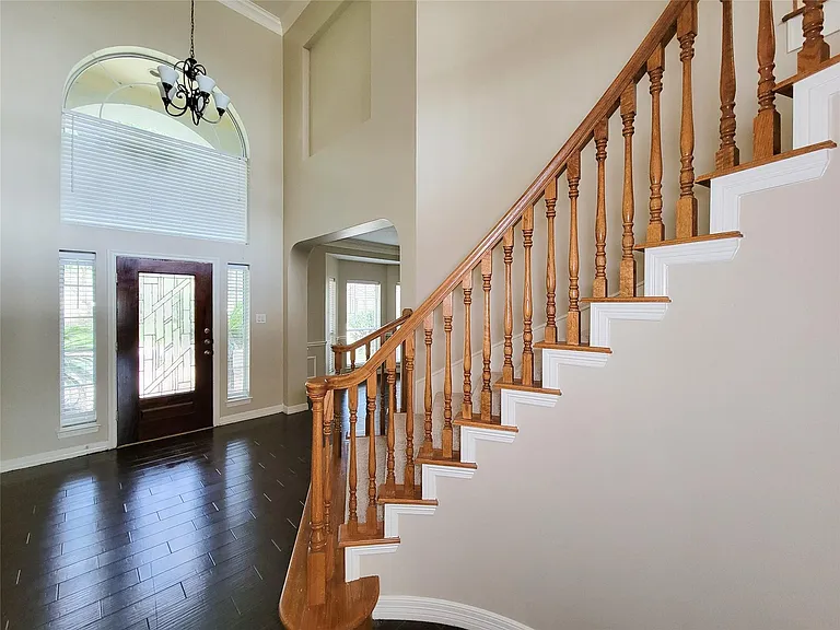 914 Ivory Ridge Ln — Photo 5
