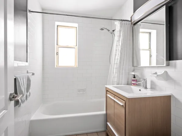 225 East 76th Street 5A image 5 of 5