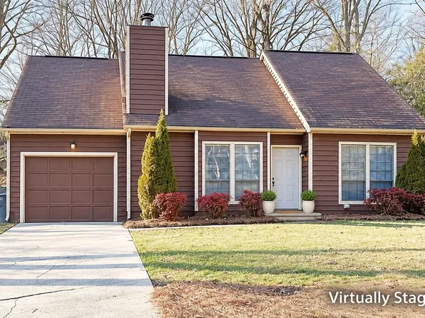 8224 Rittenhouse Cir, Charlotte, NC 28270