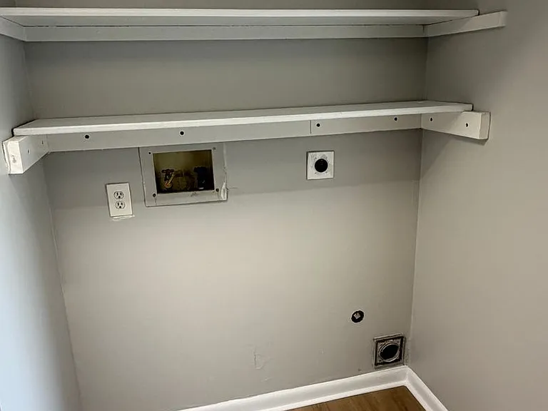 708 Green Feather Ct — Photo 10