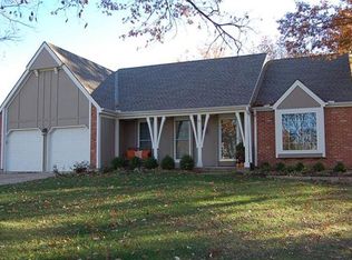 12810 W 117th St, Overland Park, KS 66210