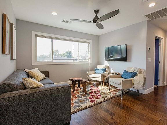 4th image of 617 N San Gabriel Ave