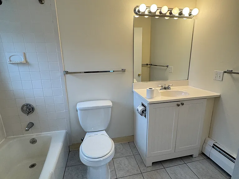 42 Worthen Rd — Photo 13