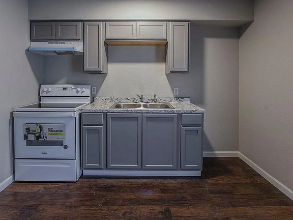 2nd image of 600 E Craven Ave #107