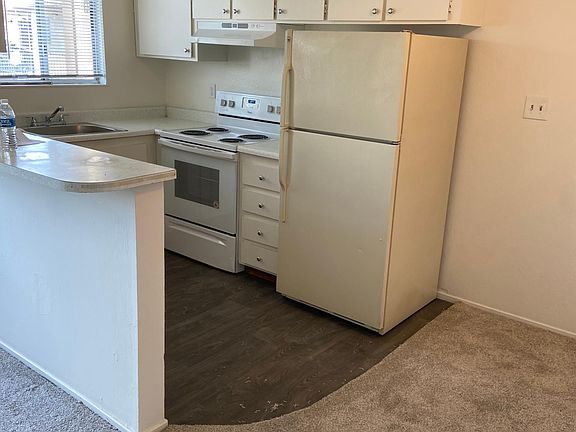 5th image of 1105 Broadway St #3