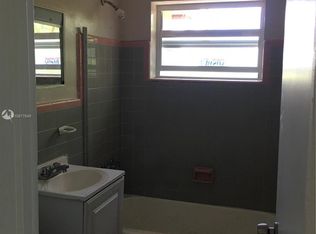 3720 SW 28th St #2, Miami, FL 33134