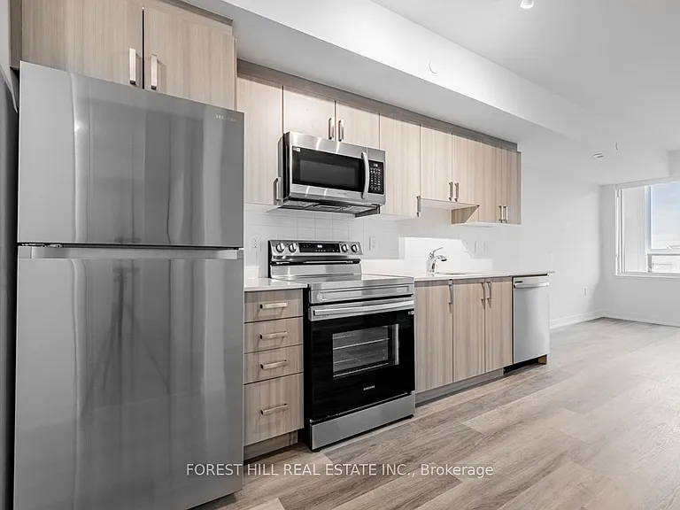 556 Marlee Ave #301 — Photo 11