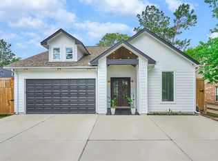 10915 Hummingbird Pl, Conroe, TX 77385