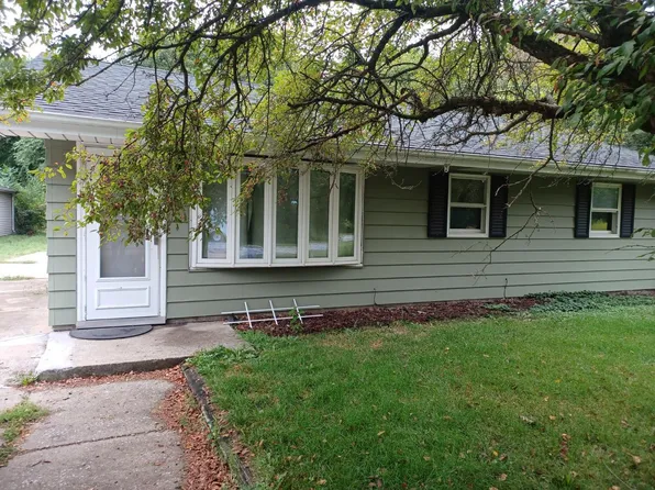 3809 Englehart St, Lake Station, IN 46405