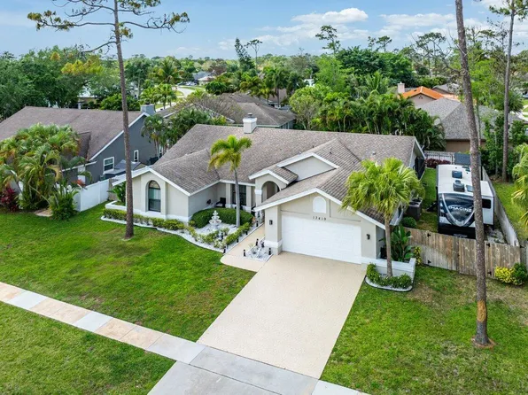 13419 Northumberland Circle, Wellington, FL 33414
