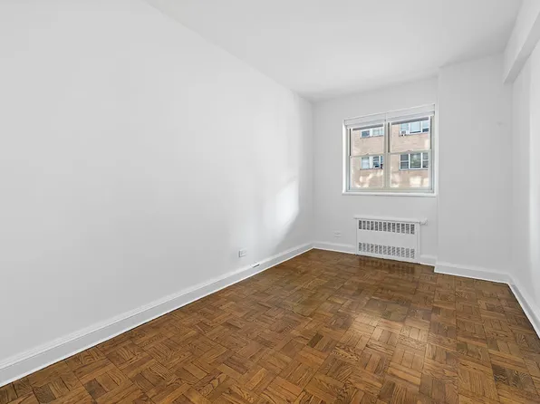 40 Park Avenue image 5 of 16