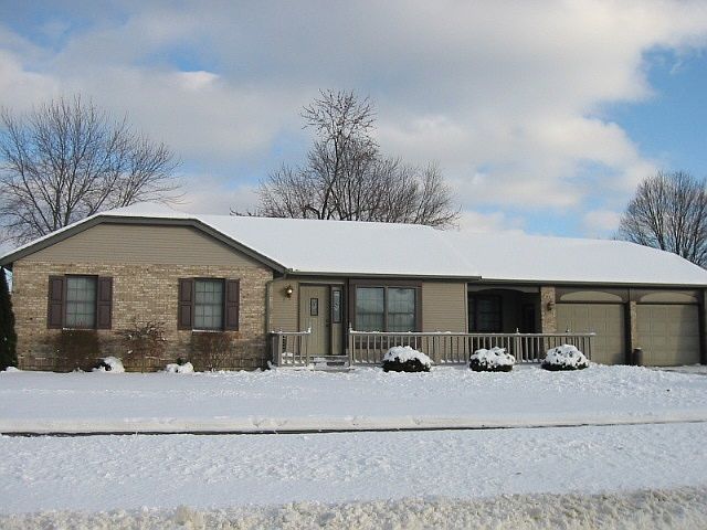 1st image of 504 Hawthorne Dr