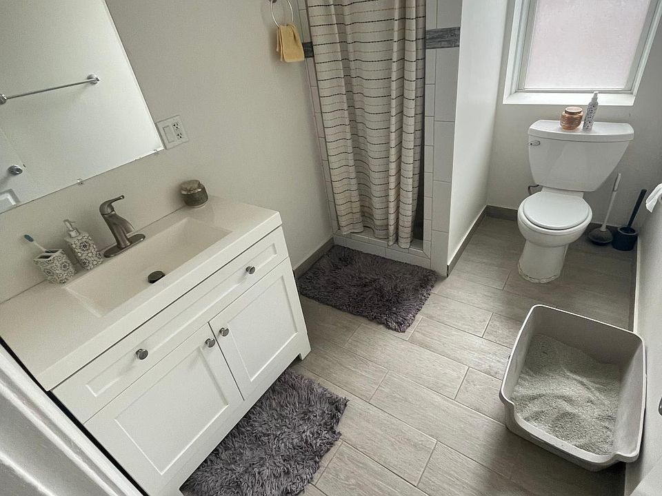 2nd image of 1165 Commonwealth Ave #8