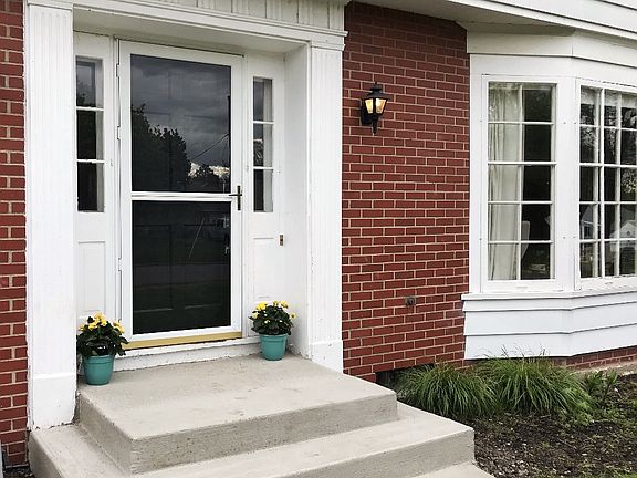 New walkway and steps!