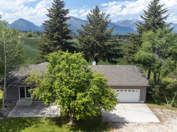 904 S Shoshone Loop, Hamilton, MT 59840
