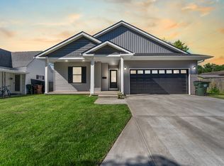 721 W Cross St, Brownstown, IN 47220