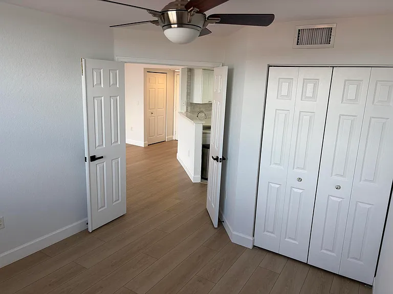 1801 N Flagler Dr #824 — Photo 10