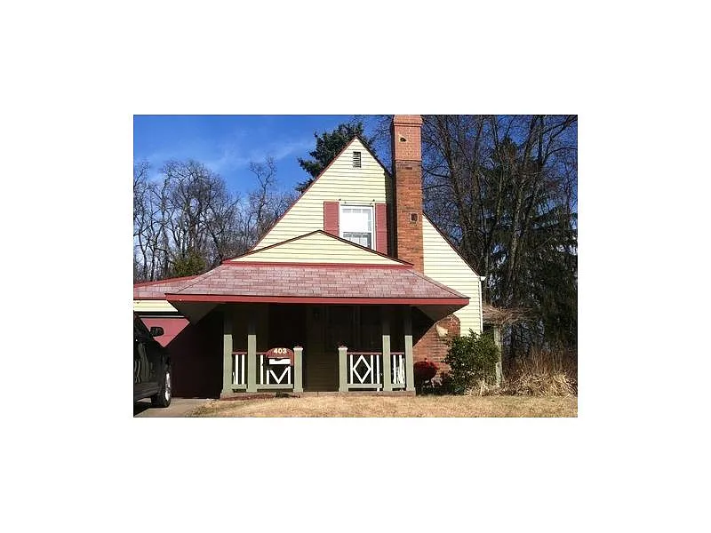 403 Meadowbrook Dr photo 1