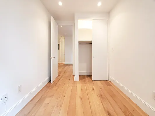 Rented by Brighton Management | media 7