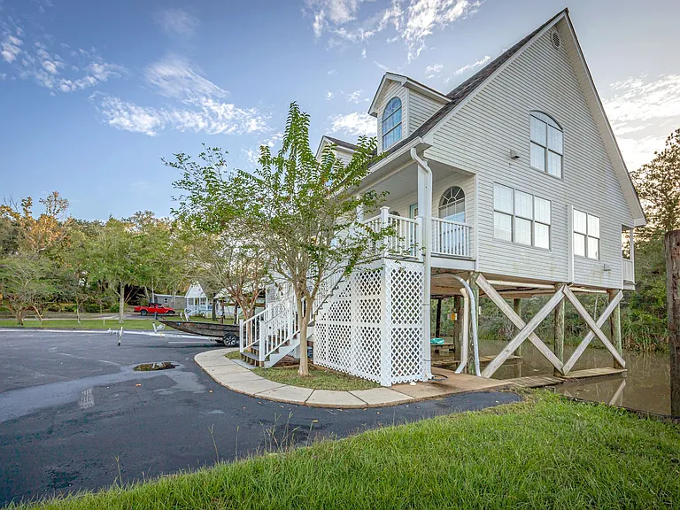 1102 Stanfield Point Rd — Photo 33