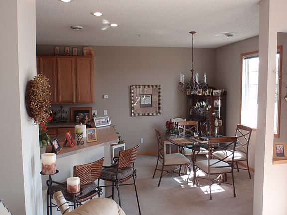 3rd image of 1633 Prescott Ct
