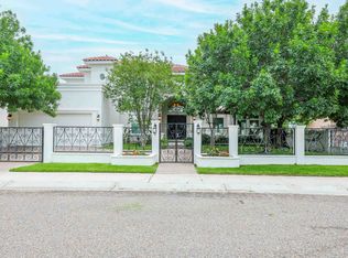 328 Lake Powell Dr, Laredo, TX 78041
