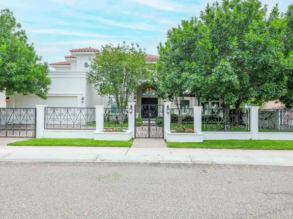 328 Lake Powell Dr, Laredo, TX 78041