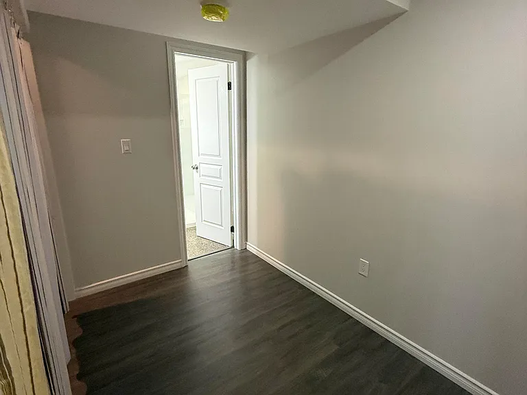 135 Monarch St #BASEMENT — Photo 13