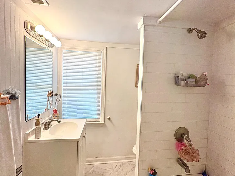 167 Blackwood Rd #B — Photo 6