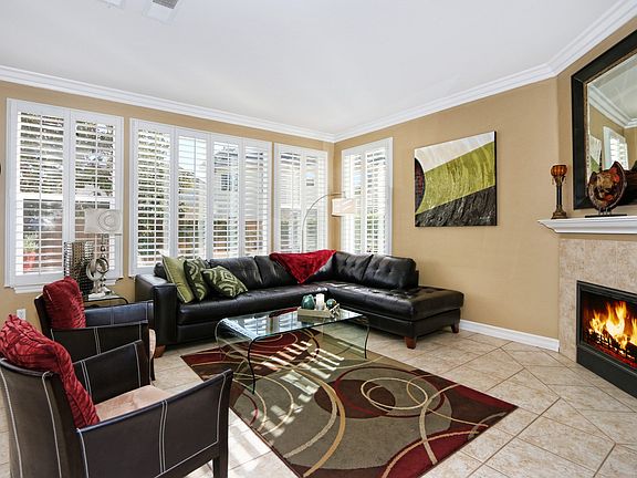 3rd image of 11361 Creekstone Ln