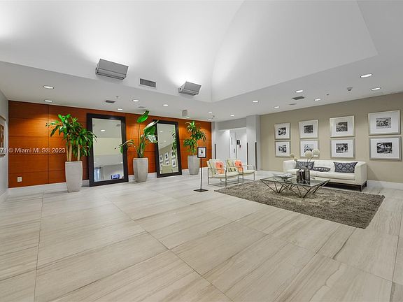 4th image of 1861 NW South River Dr Unit 2509