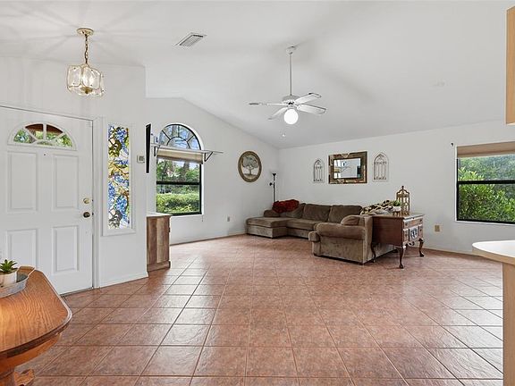 5th image of 17026 Southside Ct