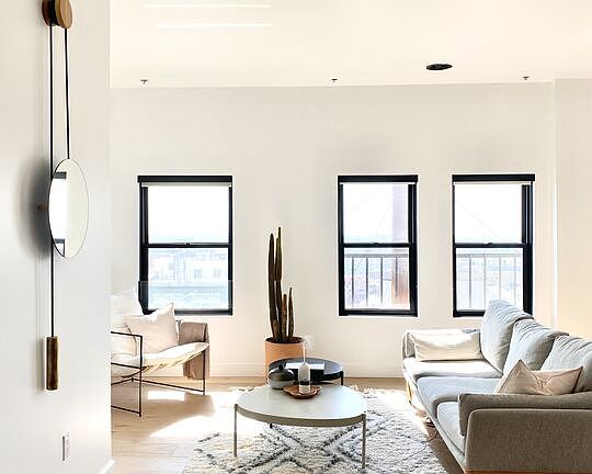 4th image of 416 S Spring St APT 1210