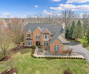 771 Bogey Ct, Ann Arbor, MI, 48103