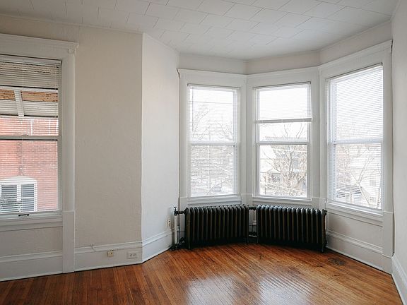 4th image of 2117 Colfax Ave S APT 3