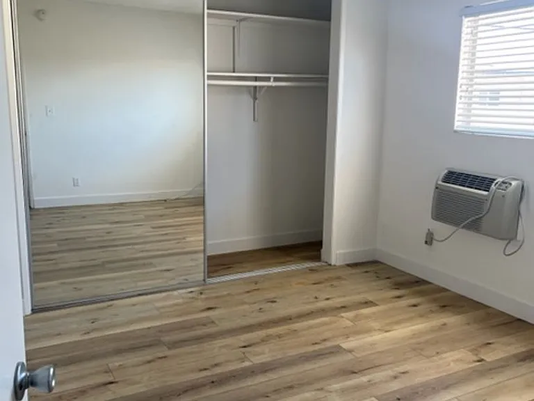 12708 Pacific Ave — Photo 14