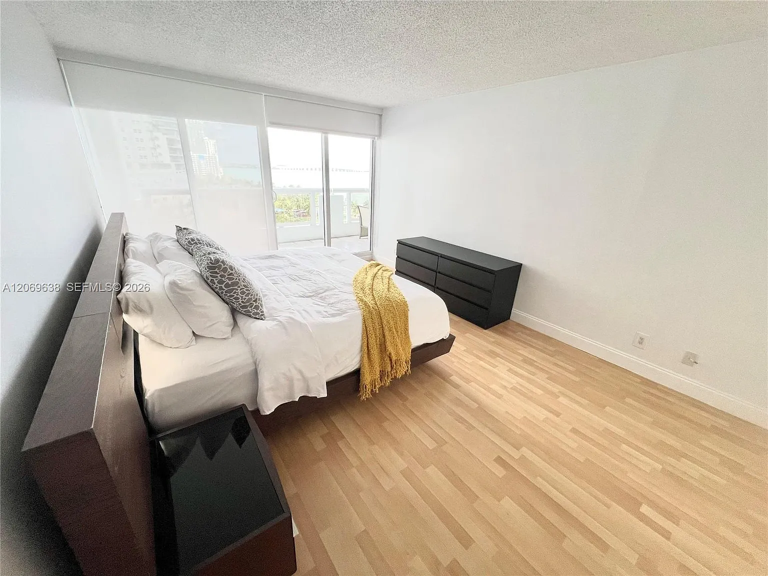 The Grand Condo — Photo 4