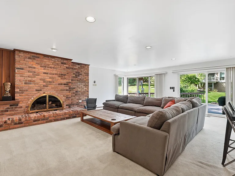4677 Rolling Ridge Rd — Photo 26